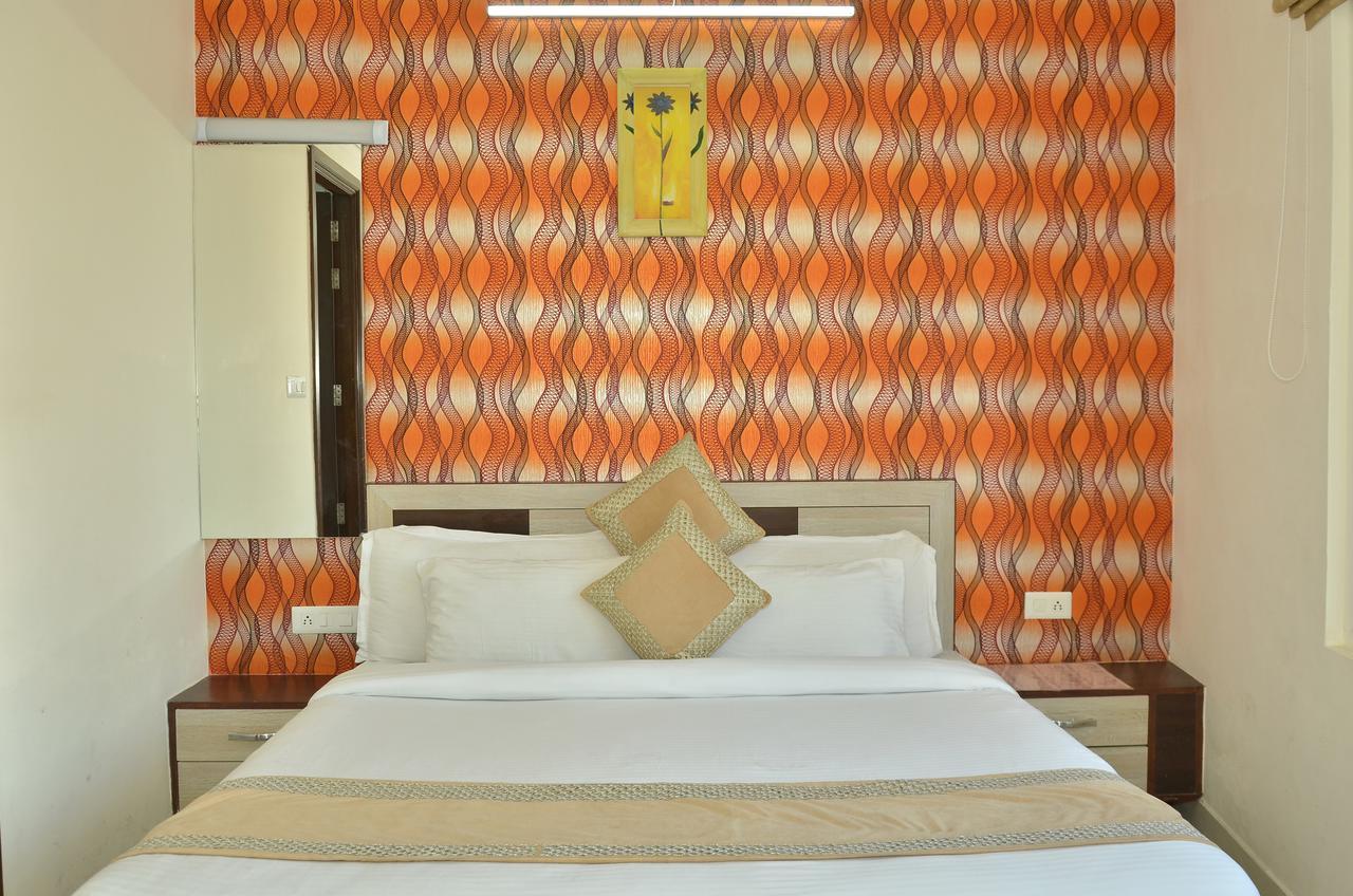 Hotel Temple Inn Amritsar Esterno foto